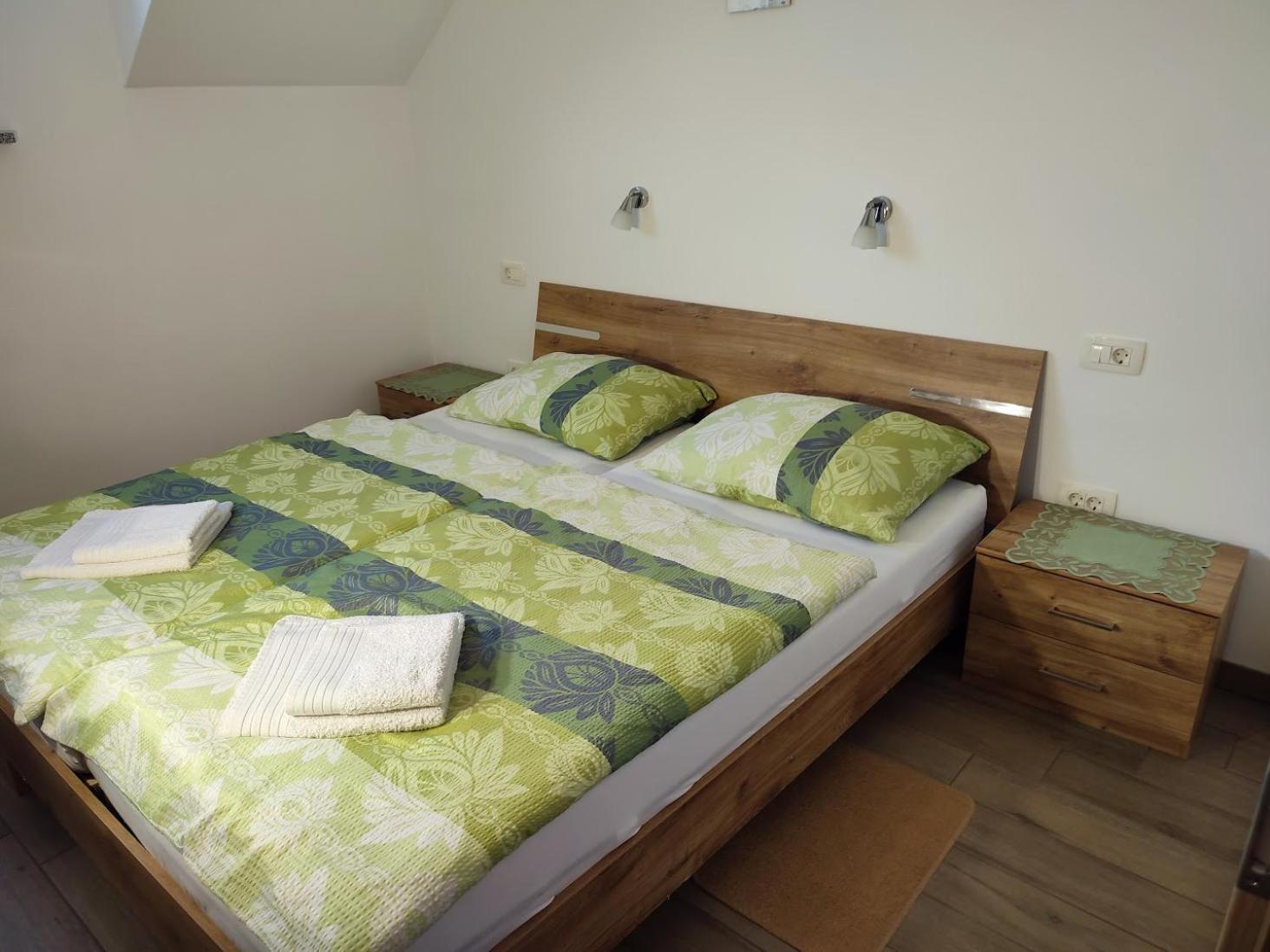 Apartments And Wellness Jelovca ราโดว์ลิตซา ภายนอก รูปภาพ